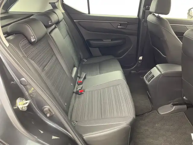 ホンダ ＷＲ－Ｖ Z 群馬県 2024(令6)年 0.8万km メテオロイドグレーメタリック 純正８型ナビ　バックカメラ　パドルシフト　前後ドライブレコーダー　ＥＴＣ　ハーフレザーシート　革巻きステアリング　アダプティブクルーズコントロール　衝突被害軽減ブレーキ　ＬＥＤ　スマートキー　禁煙車