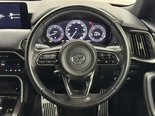 マツダ ＣＸ－６０ XD HV エクスクルーシブスポーツ 三重県 2022(令4)年 3.6万km ソウルレッドクリスタルM ディーゼルターボ・マイルドHV/4WD/MTモード付8AT/12.3型ナビ/（AM/FM/USB/HDMI/CarPlay/AndroidAuto/Bluetooth/TV）/360ビュー・モニター/ドライブレコーダー前後/ETC/i-ACTIVSENSE/・スマートブレーキサポート/・レーダークルーズコントロール/・クルージング&トラフィックサポート/・ドライバー異常時対応システム/・ドライバーモニタリング/・レーンキープアシストシステム/・ブラインドスポットモニタリング/・クロストラフィックアラート（前後）/・パーキングセンサー（前後）/・ヒルディセントコントロール/など/装備/・【OP】ドライバー・パーソナライゼーション・システムパッケージ（自動ドライビングポジション調整、エントリーアシスト）/・ナッパレザーシート（ブラック）/・ハンズフリーパワーリフトゲート/・シートヒーター（D/N/2nd）/・シートベンチレーション（D/N）/・ステアリングヒーター/・パワーシート（Dメモリー付10way/N10way）/・HUD/・AC100Vコンセント&ワイヤレス充電/・LEDヘッドライト/・純正20inAW/・保/取/ナビ取/・スマートキーx2/・純正キャリアベース（車載）/など