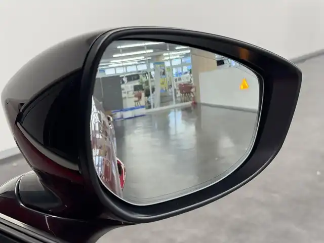 マツダ ＣＸ－６０ XD HV エクスクルーシブスポーツ 三重県 2022(令4)年 3.6万km ソウルレッドクリスタルM ディーゼルターボ・マイルドHV/4WD/MTモード付8AT/12.3型ナビ/（AM/FM/USB/HDMI/CarPlay/AndroidAuto/Bluetooth/TV）/360ビュー・モニター/ドライブレコーダー前後/ETC/i-ACTIVSENSE/・スマートブレーキサポート/・レーダークルーズコントロール/・クルージング&トラフィックサポート/・ドライバー異常時対応システム/・ドライバーモニタリング/・レーンキープアシストシステム/・ブラインドスポットモニタリング/・クロストラフィックアラート（前後）/・パーキングセンサー（前後）/・ヒルディセントコントロール/など/装備/・【OP】ドライバー・パーソナライゼーション・システムパッケージ（自動ドライビングポジション調整、エントリーアシスト）/・ナッパレザーシート（ブラック）/・ハンズフリーパワーリフトゲート/・シートヒーター（D/N/2nd）/・シートベンチレーション（D/N）/・ステアリングヒーター/・パワーシート（Dメモリー付10way/N10way）/・HUD/・AC100Vコンセント&ワイヤレス充電/・LEDヘッドライト/・純正20inAW/・保/取/ナビ取/・スマートキーx2/・純正キャリアベース（車載）/など