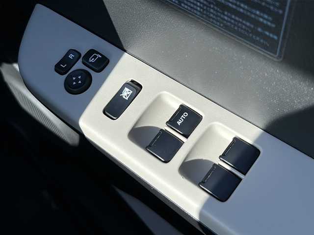 スズキ アルト L 岩手県 2020(令2)年 5万km スペリアホワイト ナビ　バックカメラ　Bluetooth　CD/DVD再生　フルセグ　USB接続　ETC　ドライブレコーダー　シートヒーター　前後コーナーセンサー　リモコンキー　純正フロアマット　アイドリングストップ