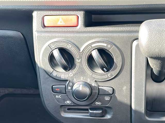 スズキ アルト L 岩手県 2020(令2)年 5万km スペリアホワイト ナビ　バックカメラ　Bluetooth　CD/DVD再生　フルセグ　USB接続　ETC　ドライブレコーダー　シートヒーター　前後コーナーセンサー　リモコンキー　純正フロアマット　アイドリングストップ