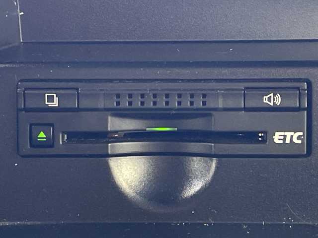 トヨタ エスティマ アエラス プレミアムエディション 岐阜県 2013(平25)年 8.3万km ホワイトパールクリスタルシャイン 純正ナビ/CD/DVD/Bluetooth/HDD/VTR/フルセグTV/バックモニター/両側パワースライドドア/クルーズコントロール/パワーシート/ETC/ステアリングリモコン/革巻きステアリング/電動格納ミラー/純正フロアマット/純正ドアバイザー/純正18インチアルミホイール/スマートキー/プッシュスタート/ハーフレザー/オットマン