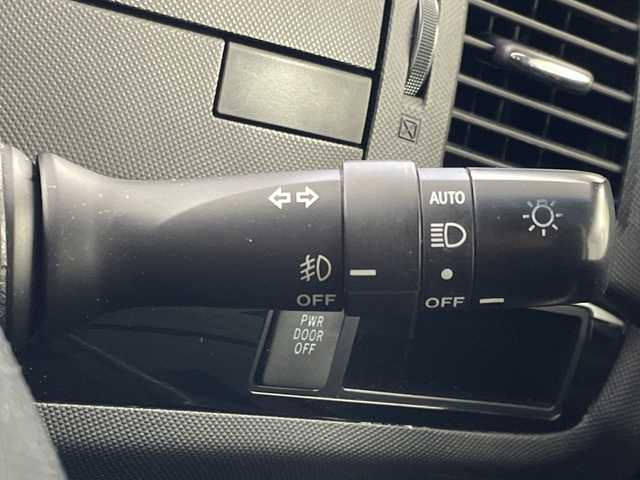 トヨタ エスティマ アエラス プレミアムエディション 岐阜県 2013(平25)年 8.3万km ホワイトパールクリスタルシャイン 純正ナビ/CD/DVD/Bluetooth/HDD/VTR/フルセグTV/バックモニター/両側パワースライドドア/クルーズコントロール/パワーシート/ETC/ステアリングリモコン/革巻きステアリング/電動格納ミラー/純正フロアマット/純正ドアバイザー/純正18インチアルミホイール/スマートキー/プッシュスタート/ハーフレザー/オットマン