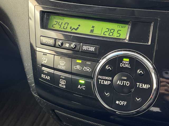 トヨタ エスティマ アエラス プレミアムエディション 岐阜県 2013(平25)年 8.3万km ホワイトパールクリスタルシャイン 純正ナビ/CD/DVD/Bluetooth/HDD/VTR/フルセグTV/バックモニター/両側パワースライドドア/クルーズコントロール/パワーシート/ETC/ステアリングリモコン/革巻きステアリング/電動格納ミラー/純正フロアマット/純正ドアバイザー/純正18インチアルミホイール/スマートキー/プッシュスタート/ハーフレザー/オットマン