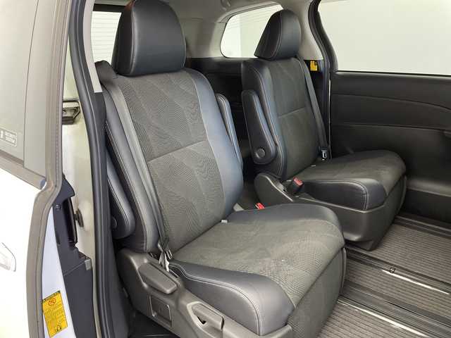 トヨタ エスティマ アエラス プレミアムエディション 岐阜県 2013(平25)年 8.3万km ホワイトパールクリスタルシャイン 純正ナビ/CD/DVD/Bluetooth/HDD/VTR/フルセグTV/バックモニター/両側パワースライドドア/クルーズコントロール/パワーシート/ETC/ステアリングリモコン/革巻きステアリング/電動格納ミラー/純正フロアマット/純正ドアバイザー/純正18インチアルミホイール/スマートキー/プッシュスタート/ハーフレザー/オットマン