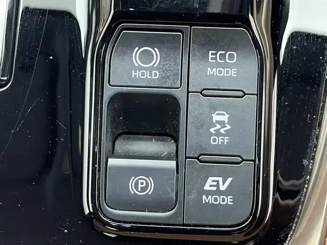 トヨタ ヴェルファイア ハイブリット Z プレミア 愛知県 2023(令5)年 2.8万km プラチナホワイトパールマイカ 純正１４型ナビ　左右独立ムーンルーフ　トヨタチームメイト　アドバンスドパーク　ユニバーサルステップ　全方位カメラ　茶革シート　デジタルインナーミラー　ＨＵＤ　ＢＳＭ　ワイヤレス充電　衝突軽減　レーダークルーズコントロール　AC１００V電源　パドルシフト　ETC２．０　シートヒーター　シートベンチレーション　ハンドルヒーター　パワーバックドア　パワーシート　メモリシート　HDMI、USBポート　自動駐車パーキングアシスト　コーナーセンサー　電動パーキング　LEDオートライト