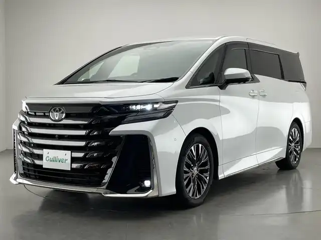 トヨタ ヴェルファイア ハイブリット Z プレミア 愛知県 2023(令5)年 2.8万km プラチナホワイトパールマイカ 純正１４型ナビ　左右独立ムーンルーフ　トヨタチームメイト　アドバンスドパーク　ユニバーサルステップ　全方位カメラ　茶革シート　デジタルインナーミラー　ＨＵＤ　ＢＳＭ　ワイヤレス充電　衝突軽減　レーダークルーズコントロール　AC１００V電源　パドルシフト　ETC２．０　シートヒーター　シートベンチレーション　ハンドルヒーター　パワーバックドア　パワーシート　メモリシート　HDMI、USBポート　自動駐車パーキングアシスト　コーナーセンサー　電動パーキング　LEDオートライト
