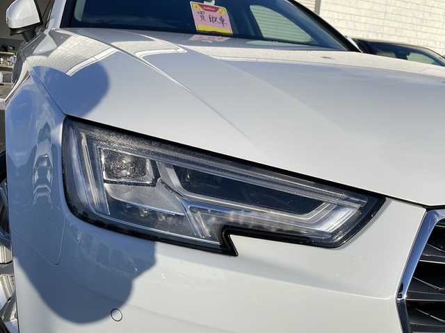 アウディ Ａ４ アバント 2．0 TFSI 新潟県 2016(平28)年 5.1万km グレイシアホワイトメタリック アシスタンスパッケージ/（アダプティブクルーズコントロール／アウディ サイドアシスト／アウディ アクティブレーンアシスト）/純正MMIナビ/ヘッドアップディスプレイ/アウディミュージックインターフェイス/アウディサウンドシステム/オートマチックテールゲート/フルセグTV（走行中視聴可能）/アウディパーキングシステム リヤビューカメラ/EPB（エレクトロメカニカル パーキングブレーキ）/USB端子あり/ルーフレール (アルミニウム)/ETC/オートウェザーライト/マニュアルモード付オートマティック（パドルシフト）