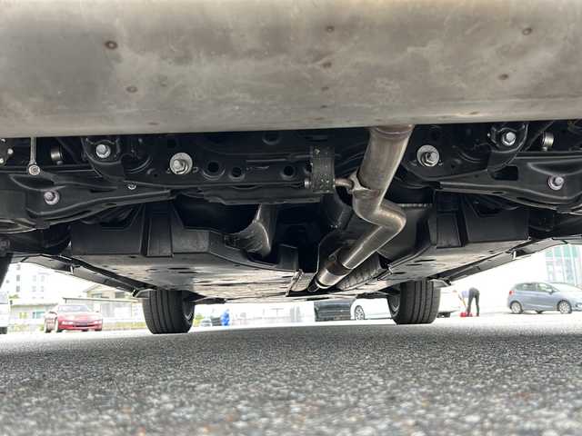 トヨタ ハリアー Z レザーパッケージ 富山県 2020(令2)年 1.9万km ホワイトパールクリスタルシャイン モデリスタエアロ/トヨタセーフティセンス/衝突被害軽減ブレーキ/レーンキープアシスト/レーダークルーズコントロール/クリアランスソナー/シートベンチレーション/パワーバックドア/パノラミックビューモニター/純正メーカーナビ/フルセグ/ETC2.0