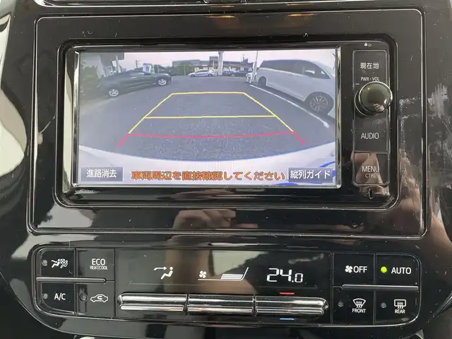 トヨタ プリウス S 愛知県 2016(平28)年 13.5万km ホワイトパールクリスタルシャイン (株)IDOMが運営する【じしゃロン名古屋鳴海店】の自社ローン専用車両になりますこちらは現金またはオートローンご利用時の価格です。自社ローンご希望の方は別途その旨お申付け下さい/スマートキー/純正ナビ・フルセグTV/　（CD/DVD/BT）/バックモニター/セーフティーセンス/クルーズコントロール/ビルトインETC/LEDヘッド