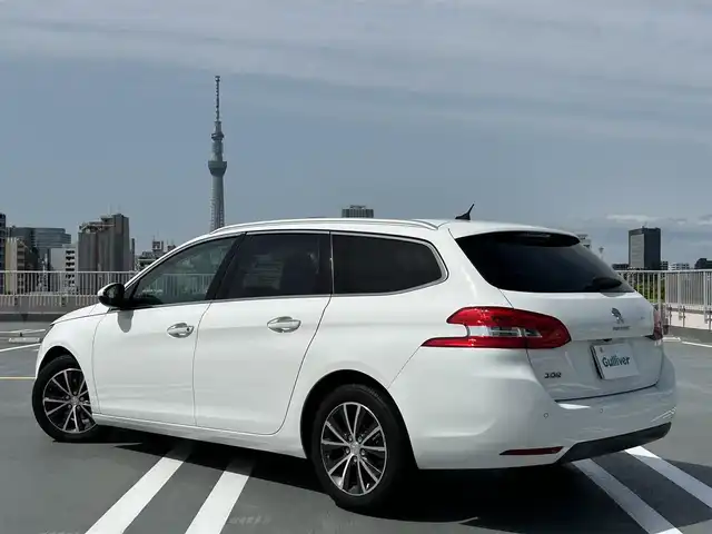 プジョー ３０８ アリュール 東京都 2016(平28)年 7.3万km 白 ディーラー車/パノラミックガラスルーフ/ディスプレイオーディオ/純正CDデッキ/バックカメラ/純正１６インチアルミ/パドルシフト/クルーズコントロール/ETC/エンジンプッシュボタン/スペアキー１本/ABS/Wエアバック/保証書/取説