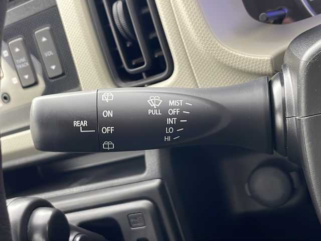スズキ アルト L 秋田県 2020(令2)年 1万km ブルーイッシュブラックパール3 4WD/ワンオーナー/横滑り防止装置/アイドリングストップ/D席/N席シートヒーター/ヘッドライトレベライザー/電動格納ミラー/リモコンキー/純正オーディオ(AUX)/社外アルミホイール/社外フロアマット/ドアバイザー