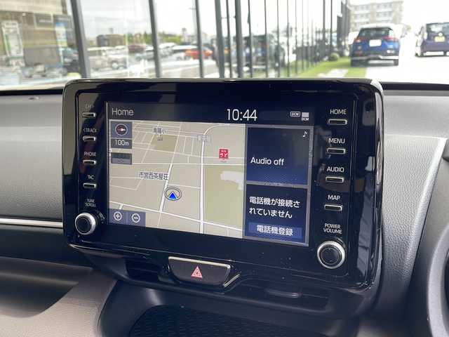 トヨタ ヤリス ハイブリッド G 愛知県 2021(令3)年 2.3万km センシュアルレッドマイカ 衝突軽減システム/純正ディスプレイオーディオ（ナビあり）/全方位カメラ/レーダークルーズコントロール/シートヒーター/Bluetooth/バックカメラ/コーナーセンサー/LEDヘッドライト/ドライブレコーダー/ETC/ステアリングスイッチ/スマートキー/プッシュスタート