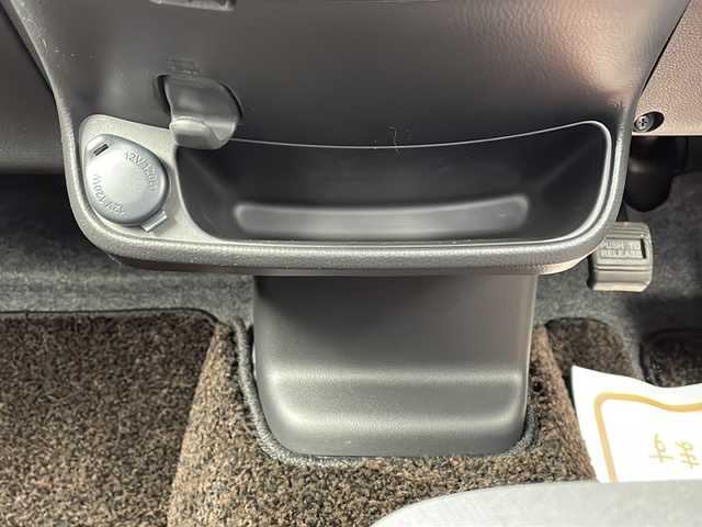 日産 デイズ ハイウェイスターX 新潟県 2018(平30)年 2.3万km チタニウムグレーメタリック 純正ナビ/（Bluetooth・フルセグ）/衝突軽減/全周囲カメラ/ETC/プッシュスタート/アイドリングストップ/シガーソケット/フロアマット/HIDヘッドライト/フォグランプ/ウィンカーミラー/電格ミラー/ドアバイザー/スペアキー×１