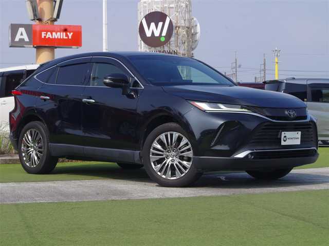 トヨタ ハリアー Z レザーパッケージ 千葉県 2020(令2)年 5.3万km プレシャスブラックパール Toyota Safety Sense/・プリクラッシュセーフティ/・レーンディパーチャーアラート/・オートハイビーム/・レーダークルーズコントロール/・ブラインドスポットモニター/ヘッドアップディスプレイ/パワーバックドア/レザーシート/前席パワーシート/エアシート/シートヒーター/デジタルインナーミラー/置くだけ充電/JBLスピーカー/12.3インチ純正コネクティッドナビ/地デジTV/【Bluetooth接続】/バックカメラ/革巻きステアリング/ステアリングヒーター/ステアリングスイッチ/ETC（2.0）/LEDヘッドライト/LEDフォグライト/ウインカーミラー/クリアランスソナー/純正19インチアルミホイル/サイド/カーテンエアバッグ/スマートキー