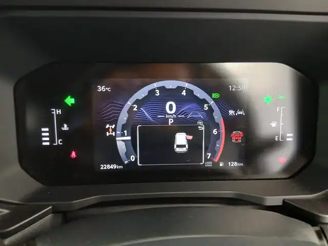 トヨタ ランドクルーザー ２５０ VX 愛知県 2024(令6)年 2.3万km アバンギャルドブロンズメタリック トヨタセーフティーセンス/　・プリクラッシュセーフティ/　・レーントレーシングアシスト/　・レーンディパーチャーアラート/　・レーダークルーズコントロール/　・オートマチックハイビーム/　・ロードサインアシスト/　・ドライバー異常時対応システム/　・プロアクティブドライビングアシスト/　・発信遅れ告知機能/サンルーフ/ブラインドスポットモニター/純正12.3インチナビ/（Bluetooth/フルセグTV/HDMI/USB/）/全方位カメラ/ETC2.0/ドライブレコーダー/デジタルインナーミラー/電動リアゲード/純正フロアマット/合皮シート/シートヒーター/シートクーラー/ステアリングヒート/ステアリングリモコン/LEDライト/ルーフレール/MTモード付AT/スマートキー/オートライト