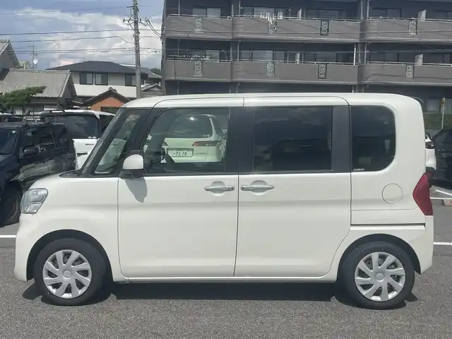 ダイハツ タント X 佐賀県 2016(平28)年 8.5万km パールホワイトⅢ 純正SDナビゲーション/・バックモニター/・地デジTV/・CD/DVD/・FM/AMラジオ/・Bluetooth/パワースライドドア【助手席側】/アイドリングストップ/オートライト/プッシュエンジンスタート/保証書/取扱説明書/スペアキー１本