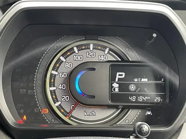 スズキ スペーシア ギア HYBRID XZ 滋賀県 2022(令4)年 4.9万km シフォンアイボリーM 社外7インチナビ/(Bluetooth/CD/DVD/フルセグTV/iPod/SD/USB)/バックカメラ/追従クルーズコントロール/レーンキープアシスト/衝突軽減ブレーキ/両側パワースライドドア/LEDヘッドライト/オートライト/オートマチックハイビーム/D/Nシートヒーター/前後純正ドライブレコーダー/ビルトインETC/ヘッドアップディスプレイ/純正フロアマット/後席サンシェード/プッシュスタート/スマートキー/ステアリングリモコン