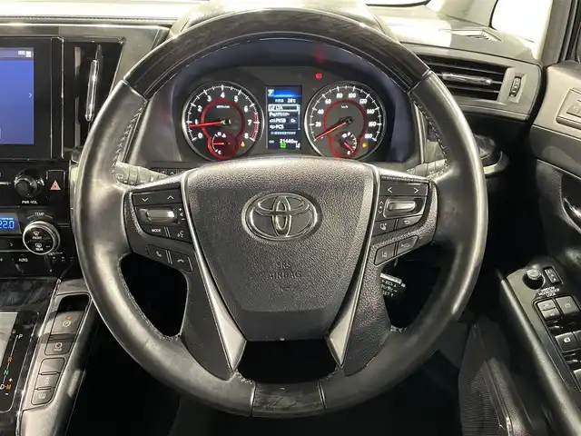 トヨタ アルファード S Cパッケージ 愛知県 2020(令2)年 2.2万km ブラック 純正9インチナビ/（Bluetooth/AM/FM/フルセグTV）/サンルーフ/フリップダウンモニター/衝突軽減ブレーキ/両側電動スライドドア/レーダークルーズコントロール/シートヒーター/エアシート/LEDヘッドライト/ETC/バックカメラ/ドライブレコーダー/デジタルインナーミラー/ブラインドスポットモニター/ステアリングヒーター/パワーシート/電動リアゲート/コーナーセンサー/スマートキー/純正18インチAW
