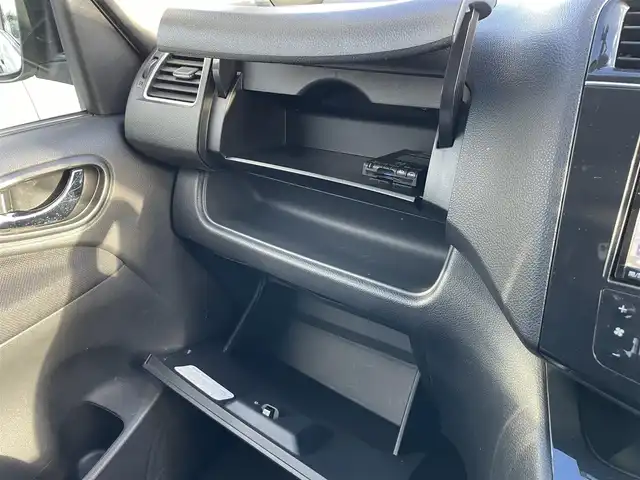 日産 セレナ ハイウェイスター S HV エアロ 群馬県 2013(平25)年 10万km ブリリアントホワイトパール (株)IDOMが運営する【じしゃロン伊勢崎店】の自社ローン専用車両になりますこちらは現金またはオートローンご利用時の価格です。自社ローンご希望の方は別途その旨お申付け下さいアルパイン8インチナビ（VIE-X088V5）/フルセグTV/CD/DVD/SD/BT/アルパインフリップダウンモニター/バックカメラ/ドライブレコーダー/ETC/スマートキー/両側パワースライドドア/アイドリングストップ/フロント/サイドエアロ/オートライト/キセノンヘッドライト