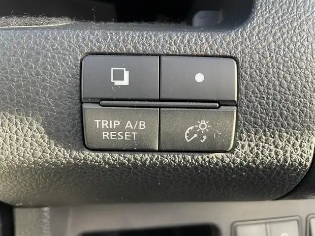 日産 セレナ ハイウェイスター S HV エアロ 群馬県 2013(平25)年 10万km ブリリアントホワイトパール (株)IDOMが運営する【じしゃロン伊勢崎店】の自社ローン専用車両になりますこちらは現金またはオートローンご利用時の価格です。自社ローンご希望の方は別途その旨お申付け下さいアルパイン8インチナビ（VIE-X088V5）/フルセグTV/CD/DVD/SD/BT/アルパインフリップダウンモニター/バックカメラ/ドライブレコーダー/ETC/スマートキー/両側パワースライドドア/アイドリングストップ/フロント/サイドエアロ/オートライト/キセノンヘッドライト