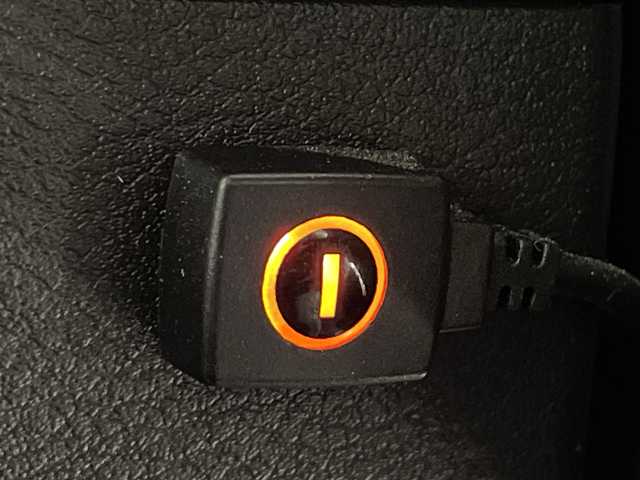 日産 セレナ ハイウェイスター V 神奈川県 2022(令4)年 1.3万km ミディアムブルーメタリック コネクトナビゲーションシステム/総合型インターフェーズ12.3型ディスプレイ/メモリーナビ/純正フリップダウンモニター/フルセグ　AppleCarPlay　Androidauto　AmazonAlexa　USB　HDMI　/両側電動スライドドア/プロパイロット緊急停止支援システム/インテリジェントルームミラー/ワイヤレス充電/360度セーフティアシスト/インテリジェントエマージェンシーブレーキ/前方衝突予測警報/車線逸脱防止支援システム/後側方衝突防止支援システム/ふらつき警報/衝突回避ステアリングアシスト/車線逸脱警報/後退時車両検知警報/踏み間違い衝突防止アシスト/前後ソナー/アイドリングストップ/オートハイビーム/革巻きステアリング/パドルシフト/ブラック合皮/撥水トリコットコンビシート/プラズマクラスター付オートエアコン/全席USB電源ソケット/純正ETC2.0/SOSコール/純正前後ドライブレコーダー【DH5-5】/電動パーキングブレーキ【AVH】/プッシュスタート/インテリジェントキー/アダブティブLEDヘッドランプ/純正16インチアルミホイール