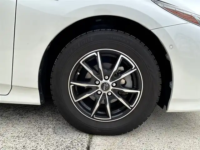 トヨタ プリウス ＰＨＶ A 長崎県 2017(平29)年 9.5万km ホワイトパールクリスタルシャイン 純正ナビ/(BT/フルセグ)/バックカメラ/衝突軽減ブレーキ/レーンアシスト/ブラインドスポットモニター/レーダークルーズ/ETC/シートヒーター/オートライト/社外15インチAW/USB/AUX