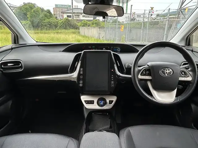 トヨタ プリウス ＰＨＶ A 長崎県 2017(平29)年 9.5万km ホワイトパールクリスタルシャイン 純正ナビ/(BT/フルセグ)/バックカメラ/衝突軽減ブレーキ/レーンアシスト/ブラインドスポットモニター/レーダークルーズ/ETC/シートヒーター/オートライト/社外15インチAW/USB/AUX