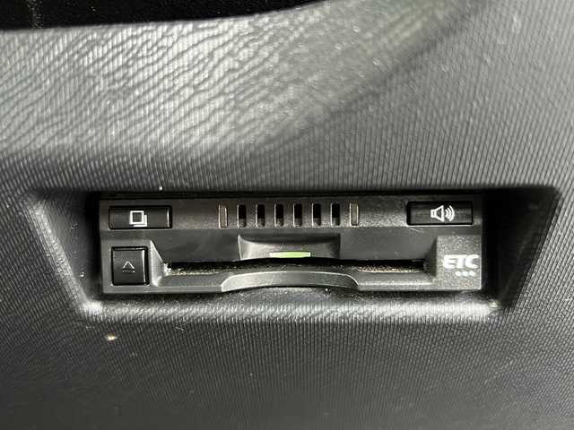 トヨタ アクア 千葉県 2017(平29)年 12.4万km ダークブルーマイカ ワンオーナー/純正SDナビ（NSZT-Y66T)/Bluetooth接続/ETC/バックカメラ/フルセグTV /スペアキー1本/スマートキー/衝突被害軽減システム/横滑り防止装置/ドライブレコーダー/オートライト/保証書/取扱説明書/記録薄