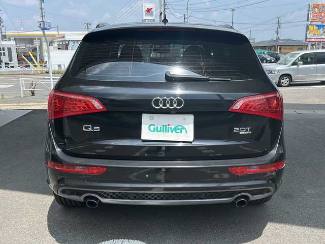 アウディ Ｑ５ 2．0 TFSI クワトロ 福島県 2012(平24)年 9.6万km ファントムブラックパールエフェクト 純正ナビ/フルセグTV/バックカメラ/DVD再生機能あり/ETC/パワーシート/メモリーシート/電動リアゲート/純正フロアマット/電格ミラー/パドルシフト/コーナーセンサー前後/オートライト/ステアリングボタン/電動格納ミラー/パドルシフト/純正AW