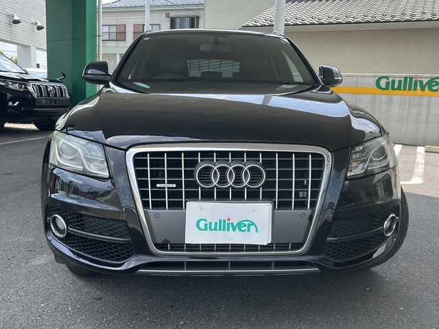 アウディ Ｑ５ 2．0 TFSI クワトロ 福島県 2012(平24)年 9.6万km ファントムブラックパールエフェクト 純正ナビ/フルセグTV/バックカメラ/DVD再生機能あり/ETC/パワーシート/メモリーシート/電動リアゲート/純正フロアマット/電格ミラー/パドルシフト/コーナーセンサー前後/オートライト/ステアリングボタン/電動格納ミラー/パドルシフト/純正AW