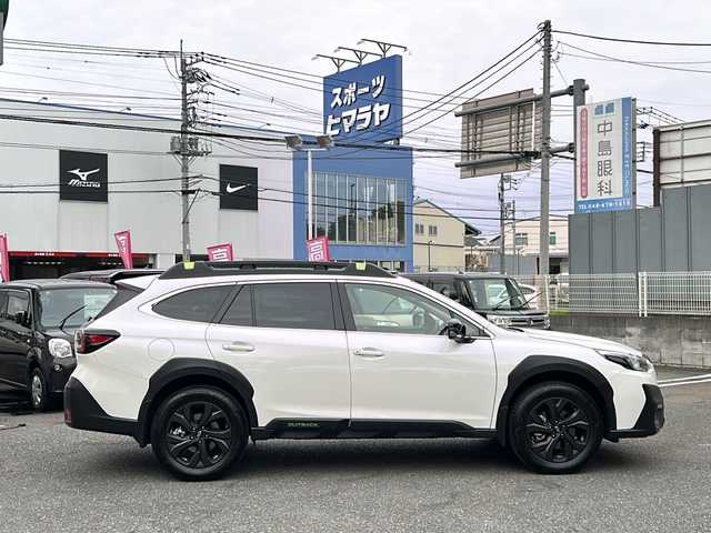 スバル アウトバック X－ブレイクEX 埼玉県 2021(令3)年 1.3万km クリスタルホワイトP メーカーオプション/本革シート/（ブラック/シルバーステッチ）/ハーマン/カードンサウンドシステム/ーーーーーーーーーーーーーーーーーーーーー/11.6インチセンターインフォメーションディスプレイ/&インフォメーションシステム/フルセグテレビ/アイサイト/ターボ/AWD/ルーフレール/純正18インチアルミホイール/アダプティブクルーズコントロール/前席パワーシート /シートヒーター/パワーバックドア/LEDヘッドライト/LEDフォグランプ/バックカメラ/サイドカメラ/USBポート/ETC/ステアリングリモコン/ステアリングヒーター/ミラーヒーター/オートライト/リアコーナーセンサー/スマートキー/プッシュスタート/保証書/取扱説明書