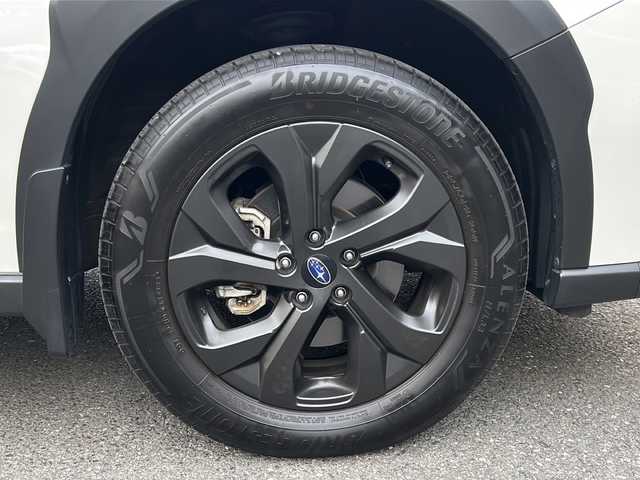 スバル アウトバック X－ブレイクEX 埼玉県 2021(令3)年 1.3万km クリスタルホワイトP メーカーオプション/本革シート/（ブラック/シルバーステッチ）/ハーマン/カードンサウンドシステム/ーーーーーーーーーーーーーーーーーーーーー/11.6インチセンターインフォメーションディスプレイ/&インフォメーションシステム/フルセグテレビ/アイサイト/ターボ/AWD/ルーフレール/純正18インチアルミホイール/アダプティブクルーズコントロール/前席パワーシート /シートヒーター/パワーバックドア/LEDヘッドライト/LEDフォグランプ/バックカメラ/サイドカメラ/USBポート/ETC/ステアリングリモコン/ステアリングヒーター/ミラーヒーター/オートライト/リアコーナーセンサー/スマートキー/プッシュスタート/保証書/取扱説明書