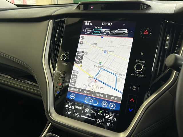 スバル アウトバック X－ブレイクEX 埼玉県 2021(令3)年 1.3万km クリスタルホワイトP メーカーオプション/本革シート/（ブラック/シルバーステッチ）/ハーマン/カードンサウンドシステム/ーーーーーーーーーーーーーーーーーーーーー/11.6インチセンターインフォメーションディスプレイ/&インフォメーションシステム/フルセグテレビ/アイサイト/ターボ/AWD/ルーフレール/純正18インチアルミホイール/アダプティブクルーズコントロール/前席パワーシート /シートヒーター/パワーバックドア/LEDヘッドライト/LEDフォグランプ/バックカメラ/サイドカメラ/USBポート/ETC/ステアリングリモコン/ステアリングヒーター/ミラーヒーター/オートライト/リアコーナーセンサー/スマートキー/プッシュスタート/保証書/取扱説明書