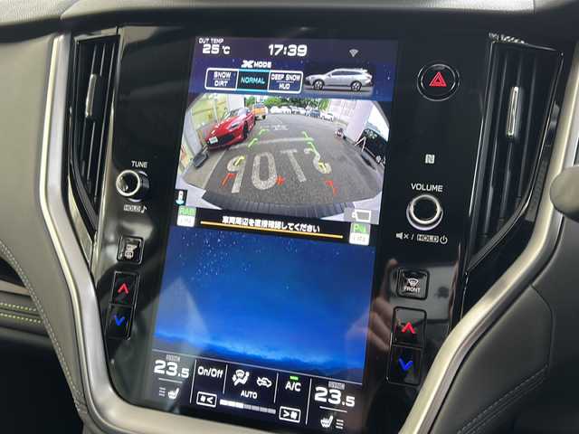 スバル アウトバック X－ブレイクEX 埼玉県 2021(令3)年 1.3万km クリスタルホワイトP メーカーオプション/本革シート/（ブラック/シルバーステッチ）/ハーマン/カードンサウンドシステム/ーーーーーーーーーーーーーーーーーーーーー/11.6インチセンターインフォメーションディスプレイ/&インフォメーションシステム/フルセグテレビ/アイサイト/ターボ/AWD/ルーフレール/純正18インチアルミホイール/アダプティブクルーズコントロール/前席パワーシート /シートヒーター/パワーバックドア/LEDヘッドライト/LEDフォグランプ/バックカメラ/サイドカメラ/USBポート/ETC/ステアリングリモコン/ステアリングヒーター/ミラーヒーター/オートライト/リアコーナーセンサー/スマートキー/プッシュスタート/保証書/取扱説明書