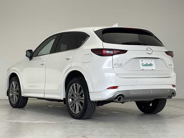 マツダ ＣＸ－５ XD エクスクルーシブモード 愛知県 2024(令6)年 0.3万km ロジウムホワイトプレミアムメタリック 衝突軽減システム/BOSEプレミアムサウンド/純正１０型SDナビ（SDなし）/全方位カメラ/レーダークルーズコントロール/シートヒーター/エアシート/フルセグ/CD/DVD/Bluetooth/バックカメラ/電動リアゲート/パワーシート/ヘッドアップディスプレイ/コーナーセンサー/純正アルミホイールブラインドスポットモニター/LEDヘッドライト/ステアリングヒーター/置くだけ充電器/４WD/ステアリングスイッチ/スマートキー/プッシュスタート