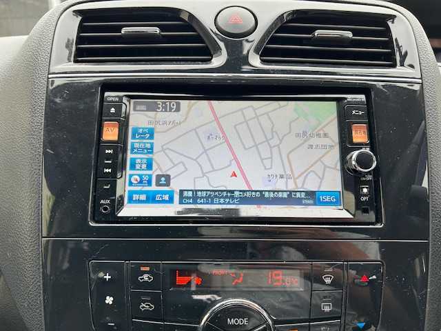 日産 セレナ ハイウェイスター S HV エアロ 茨城県 2013(平25)年 10万km 黒 純正ナビ/（FM/AM/BT/ワンセグ） /クルーズコントロール /バックカメラ /プッシュスタート /スマートキー /ドライブレコーダー /エアロ /片側パワースライドドア /キセノンヘッドライト /オートライト/ドアバイザー/社外マフラー
