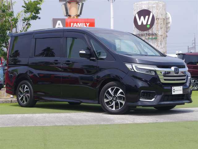ホンダ ステップワゴン スパーダ ホンダセンシング 千葉県 2018(平30)年 3.7万km プレミアムスパークルブラックパール ホンダセンシング/・衝突軽減ブレーキ（CMBS）/・車線維持支援システム（LKAS）/・アダプティブクルーズコントロール（ACC）/・後方誤発進抑制機能/・誤発進抑制機能/両側パワースライドドア/純正メモリーナビ/地デジTV/【DVD/CD再生機能　Bluetooth接続】/マルチビューカメラシステム/ドライブレコーダー（前後撮影）/革巻きステアリング/ステアリングスイッチ/パドルシフト/ETC/LEDヘッドライト/フォグライト/ウインカーミラー/純正16インチアルミホイル/サイド/カーテンエアバッグ/Honda スマートキー