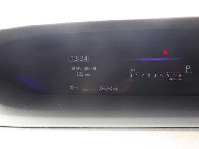 ホンダ ステップワゴン スパーダ ホンダセンシング 千葉県 2018(平30)年 3.7万km プレミアムスパークルブラックパール ホンダセンシング/・衝突軽減ブレーキ（CMBS）/・車線維持支援システム（LKAS）/・アダプティブクルーズコントロール（ACC）/・後方誤発進抑制機能/・誤発進抑制機能/両側パワースライドドア/純正メモリーナビ/地デジTV/【DVD/CD再生機能　Bluetooth接続】/マルチビューカメラシステム/ドライブレコーダー（前後撮影）/革巻きステアリング/ステアリングスイッチ/パドルシフト/ETC/LEDヘッドライト/フォグライト/ウインカーミラー/純正16インチアルミホイル/サイド/カーテンエアバッグ/Honda スマートキー