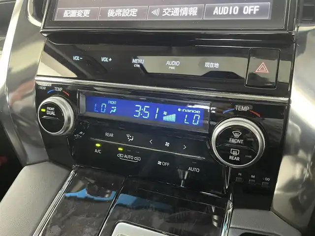 トヨタ ヴェルファイア Z Gエディション 大分県 2018(平30)年 6万km ブラック サンルーフ　純正１０インチナビ　フリップダウンモニター　バックカメラ　ビルトインＥＴＣ　ステアリングヒーター　シートヒーター　ベンチレーション　メモリシート　純正アルミ　オートライト　ＬＥＤ　地デジ