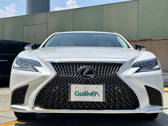 レクサス ＬＳ 500h エグゼクティブ 広島県 2018(平30)年 9.1万km ソニッククォーツ メーカー12.3型SDナビ/(BT/DVD/CD/USB/SD)/マークレビンソン/サンルーフ/リヤエンターテインメント/純正19インチAW/ステアリングヒーター/HUD/1500W給電/アダプティブヘッドライト/パドルシフト/パワーシート(全席)/シートヒーター(全席)/シートベンチレーション(全席)/オットマン/フルセグテレビ/アラウンドビューモニター/レーダークルーズコントロール/レーンキープアシスト/クリアランスソナー/プリクラッシュ/プッシュスタート/電動リアゲート/オートライト/オートマチックハイビーム/純正LEDヘッドライト/ビルトインETC2.0/100V電源/スペアキー2本