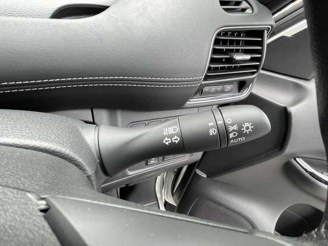 日産 セレナ ハイウェイスター G 愛知県 2016(平28)年 5.4万km ホワイト 両側パワースライド　/全方位カメラ　/純正ナビ（CD/DVD/Bru-ray／Bluetooth/フルセグTV）　/クルーズコントロール　/ドライブレコーダー　/オートマチックハイビーム/クリアランスソナー　/純正フロアマット/ビルトインETC