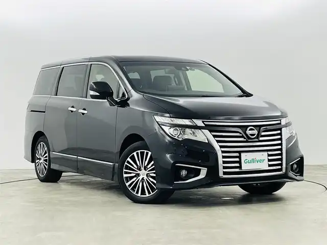 日産 エルグランド 250ハイウェイスターS 福島県 2020(令2)年 3.9万km ファントムブラック セーフティアシスト/・衝突被害軽減ブレーキ/・車線逸脱警報装置/・レーダークルーズコントロール/・踏み間違い防止装置/・ハイビームアシスト/・レーンキープアシスト/社外マルチディスプレイオーディオ/・BT/CD/DVD/AUX/HDMI/USB/FM/AM/・ETC/・前後ドライブレコーダー/・後席用ディスプレイ/片側パワースライドドア/ハーフレザーシート/・サードシート/革張ステアリング/・ステアリングリモコン/プッシュスタート/・スマートキー/・スペアキー1本/電動格納ミラー/・ウィンカーミラー/LEDヘッドライト/・フォグランプ/・オートライト/MTモード付AT/リアカーテン/前後コーナーセンサー/純正フロアマット/純正18インチアルミ/純正サイドエアロ/取扱説明書