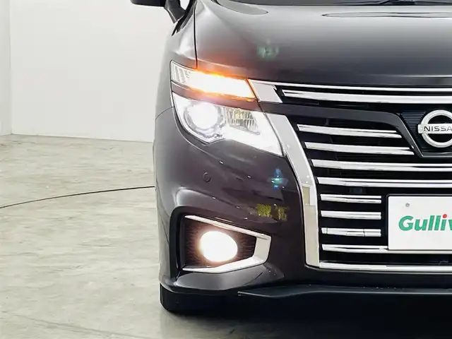 日産 エルグランド 250ハイウェイスターS 福島県 2020(令2)年 3.9万km ファントムブラック セーフティアシスト/・衝突被害軽減ブレーキ/・車線逸脱警報装置/・レーダークルーズコントロール/・踏み間違い防止装置/・ハイビームアシスト/・レーンキープアシスト/社外マルチディスプレイオーディオ/・BT/CD/DVD/AUX/HDMI/USB/FM/AM/・ETC/・前後ドライブレコーダー/・後席用ディスプレイ/片側パワースライドドア/ハーフレザーシート/・サードシート/革張ステアリング/・ステアリングリモコン/プッシュスタート/・スマートキー/・スペアキー1本/電動格納ミラー/・ウィンカーミラー/LEDヘッドライト/・フォグランプ/・オートライト/MTモード付AT/リアカーテン/前後コーナーセンサー/純正フロアマット/純正18インチアルミ/純正サイドエアロ/取扱説明書