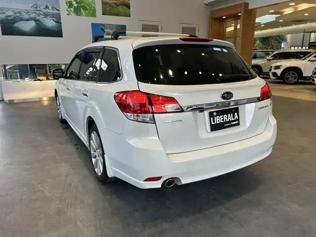 スバル レガシィ ツーリングワゴン 2．5iアイサイト 大阪府 2011(平23)年 9.6万km 白 社外ナビ/TV/バックカメラ/純正17インチAW/HIDヘッドライト/クルコン/パドルシフト/パワーシート/ETC/ドラレコ/スマートキー