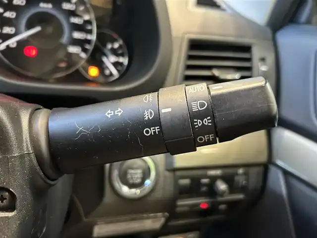 スバル レガシィ ツーリングワゴン 2．5iアイサイト 大阪府 2011(平23)年 9.6万km 白 社外ナビ/TV/バックカメラ/純正17インチAW/HIDヘッドライト/クルコン/パドルシフト/パワーシート/ETC/ドラレコ/スマートキー