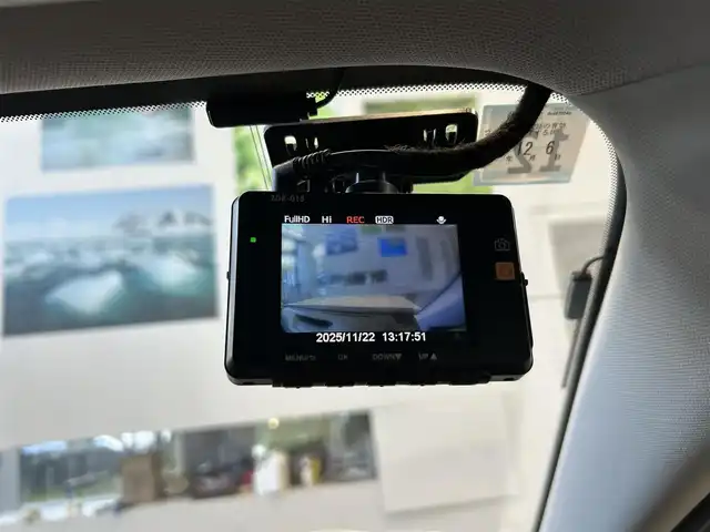 スバル レガシィ ツーリングワゴン 2．5iアイサイト 大阪府 2011(平23)年 9.6万km 白 社外ナビ/TV/バックカメラ/純正17インチAW/HIDヘッドライト/クルコン/パドルシフト/パワーシート/ETC/ドラレコ/スマートキー