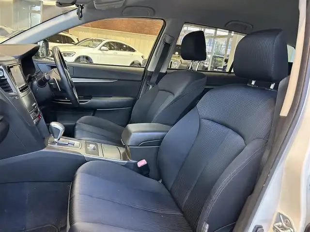 スバル レガシィ ツーリングワゴン 2．5iアイサイト 大阪府 2011(平23)年 9.6万km 白 社外ナビ/TV/バックカメラ/純正17インチAW/HIDヘッドライト/クルコン/パドルシフト/パワーシート/ETC/ドラレコ/スマートキー