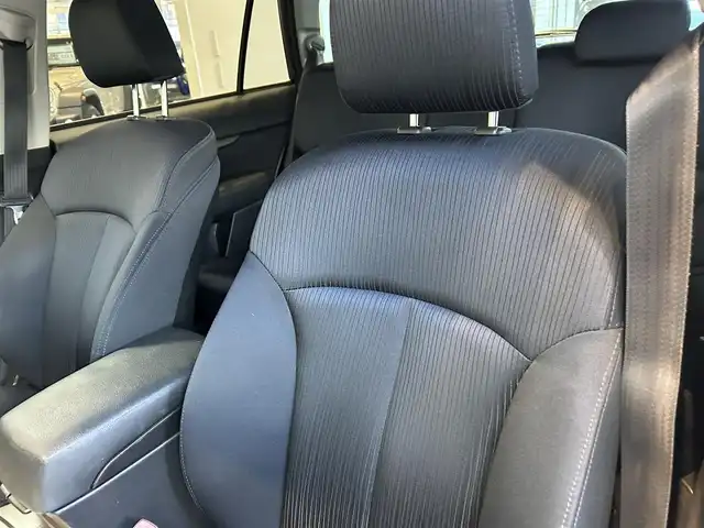 スバル レガシィ ツーリングワゴン 2．5iアイサイト 大阪府 2011(平23)年 9.6万km 白 社外ナビ/TV/バックカメラ/純正17インチAW/HIDヘッドライト/クルコン/パドルシフト/パワーシート/ETC/ドラレコ/スマートキー