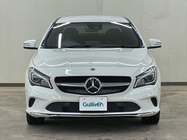 メルセデス・ベンツ ＣＬＡ２２０ 4MATIC 道央・札幌 2017(平29)年 7.9万km カルサイトホワイト 4WD//クルーズコントロール//LEDライト//純正ナビ//オートライト//スマートキー//プッシュスタート//オートエアコン//シートヒーター//アイドリングストップ